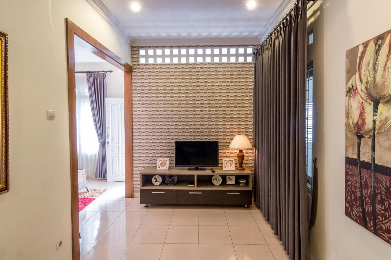 Roemah Noni By Bukit Vista Villa Yogyakarta Kültér fotó